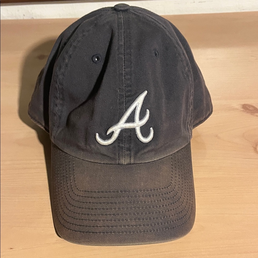 Atlanta Braves Classic Faded Black Cap with White Logo